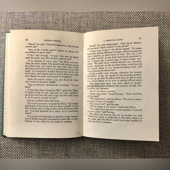 VINTAGE BOOK ‘ A CHRISTMAS CAROL’ CHARLES DICKENS - Picture 11 of 16